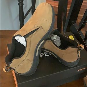 Merrell Jungle Nubuck kids shoes size 5.5